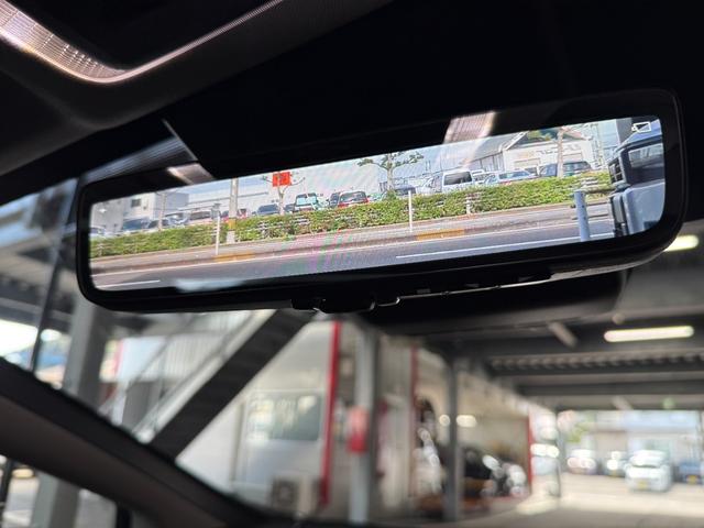 プリウス Ｚ　ＴＲＤフロントスポイラー　２０インチＡＷ　ローダウン　Ｄオーディオ　ナビ　フルセグ　ＢＴ　ＵＳＢ　ＨＤＭＩ　パノラミックビューモニター　デジタルインナーミラー　ムーンルーフ　パーキングサポート　ＢＳＭ（22枚目）