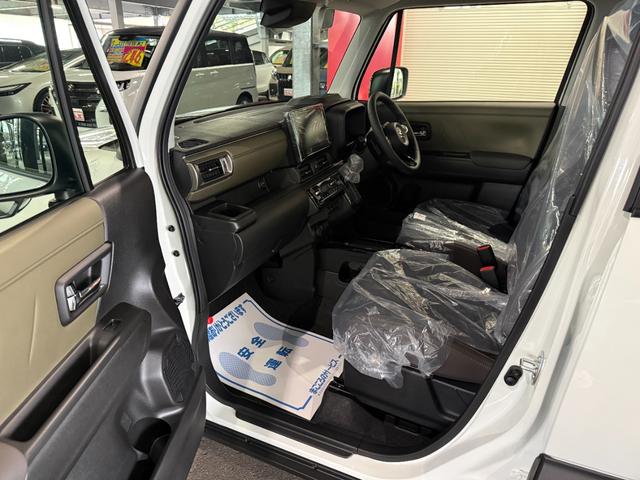 クロスビー ハイブリッドMZ スマートキー 9インチナビ フルセグ BT USB HDMI 全方位モニター LEDライト フォグランプ シートヒーター ステアリングヒーター ヘッドアップディスプレイ セーフティサポート(18枚目)