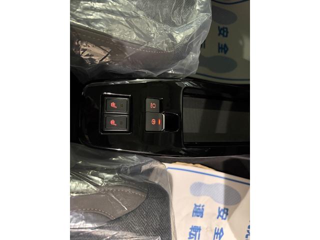 クロスビー ハイブリッドMZ スマートキー 9インチナビ フルセグ BT USB HDMI 全方位モニター LEDライト フォグランプ シートヒーター ステアリングヒーター ヘッドアップディスプレイ セーフティサポート(28枚目)