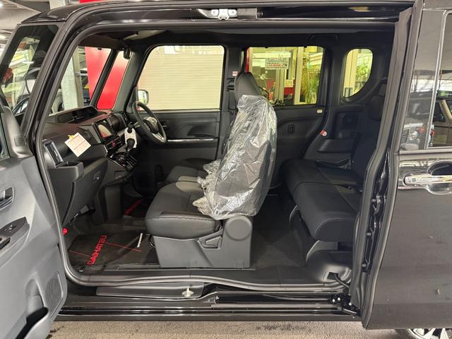 タント カスタムＲＳリミテッド　スマートキー　８インチナビ　フルセグ　ＣＤ　ＤＶＤ　バックカメラ　ＬＥＤライト　フォグランプ　シートヒーター　ＥＴＣ　両側パワースライド　１５インチＡＷ（7枚目）