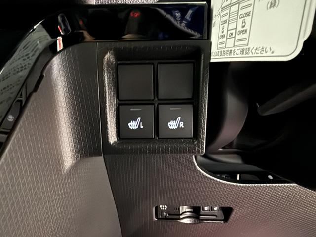 タント カスタムＲＳリミテッド　スマートキー　８インチナビ　フルセグ　ＣＤ　ＤＶＤ　バックカメラ　ＬＥＤライト　フォグランプ　シートヒーター　ＥＴＣ　両側パワースライド　１５インチＡＷ（29枚目）