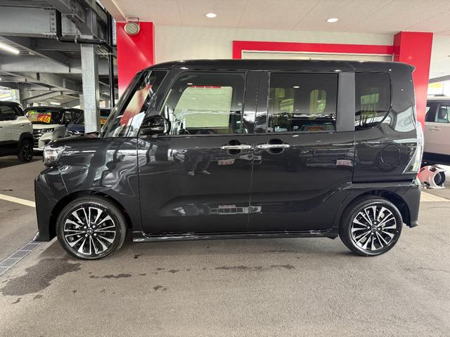 タント カスタムＲＳリミテッド　スマートキー　８インチナビ　フルセグ　ＣＤ　ＤＶＤ　バックカメラ　ＬＥＤライト　フォグランプ　シートヒーター　ＥＴＣ　両側パワースライド　１５インチＡＷ（30枚目）