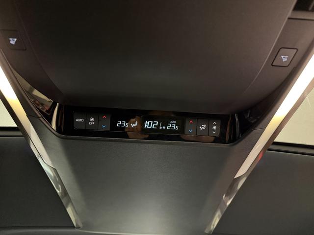 ヴェルファイアハイブリッド Z プレミア スマートキー ナビ フルセグ BT USB HDMI パノラミックビューモニター 左右独立ムーンルーフ デジタルインナーミラー 両側パワースライド パワーゲート ドライブレコーダー前後 ワンオーナー(20枚目)