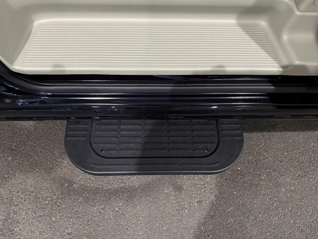 エブリイワゴン ＰＺターボスペシャル　スマートキー　Ｄオーディオ　ＢＴ　ＵＳＢ　バックカメラ　ＬＥＤライト　フォグランプ　シートヒーター　両側パワースライド　オートステップ　セーフティサポート　１４インチＡＷ（9枚目）