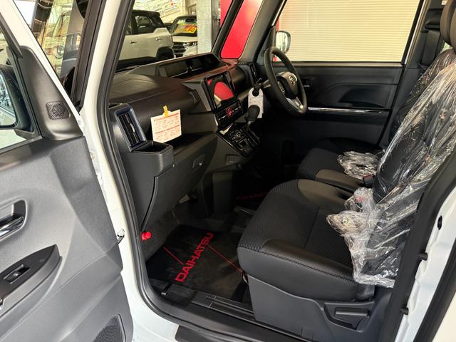 タント カスタムＲＳリミテッド　スマートキー　８インチナビ　フルセグ　ＣＤ　ＤＶＤ　バックカメラ　ＬＥＤライト　フォグランプ　シートヒーター　ＥＴＣ　両側パワースライド　１５インチＡＷ（12枚目）