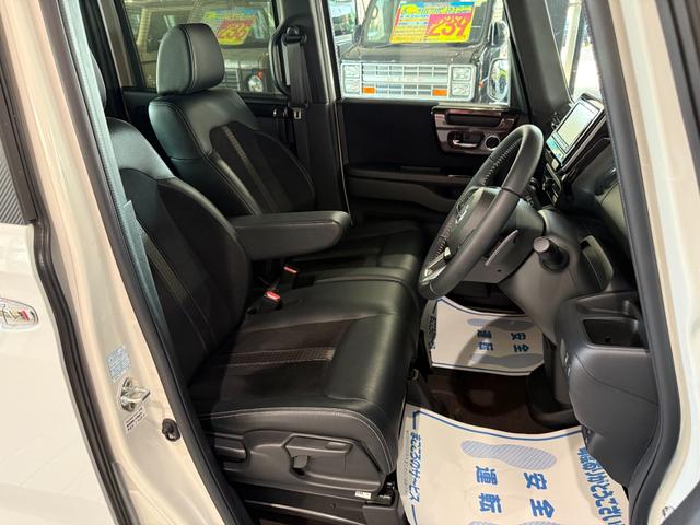 N-BOXカスタム G・Lターボホンダセンシング スマートキー メモリーナビ フルセグ CD DVD バックカメラ BT USB 両側パワースライド LEDライト フォグランプ ETC 15インチAW(7枚目)