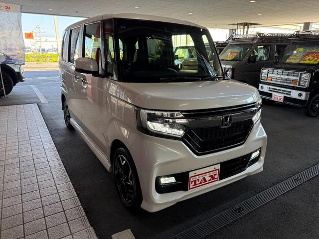 N-BOXカスタム G・Lターボホンダセンシング スマートキー メモリーナビ フルセグ CD DVD バックカメラ BT USB 両側パワースライド LEDライト フォグランプ ETC 15インチAW(13枚目)