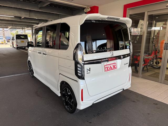 N-BOXカスタム G・Lターボホンダセンシング スマートキー メモリーナビ フルセグ CD DVD バックカメラ BT USB 両側パワースライド LEDライト フォグランプ ETC 15インチAW(27枚目)