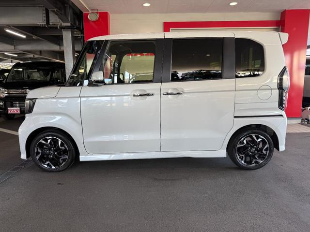 N-BOXカスタム G・Lターボホンダセンシング スマートキー メモリーナビ フルセグ CD DVD バックカメラ BT USB 両側パワースライド LEDライト フォグランプ ETC 15インチAW(31枚目)