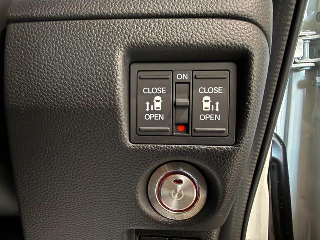 N-BOXカスタム G・Lターボホンダセンシング スマートキー メモリーナビ フルセグ CD DVD バックカメラ BT USB 両側パワースライド LEDライト フォグランプ ETC 15インチAW(32枚目)