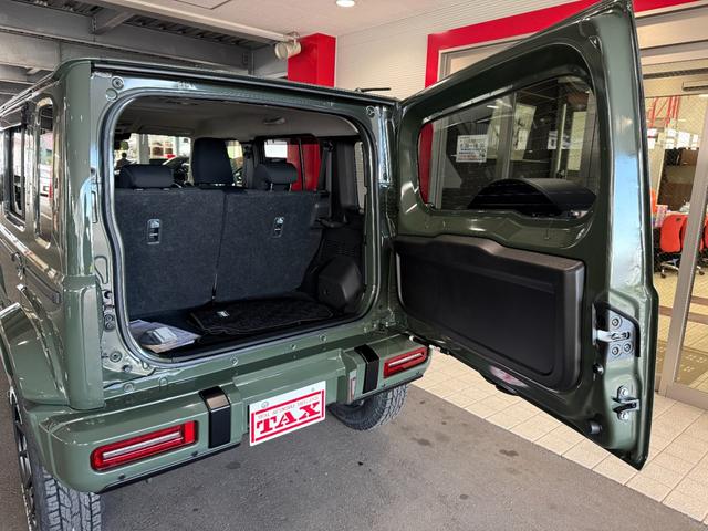 ジムニーノマド ＦＣ　ＤＡＭＤアドバンス　ＣＳＴゼロワンハイパー１６インチＡＷ　ジオランダーＡＴタイヤ　９インチナビ　フルセグ　ＣＤ　ＤＶＤ　ＬＥＤライト　フォグランプ　シートヒーター　セーフティサポート　フロントカメラ（8枚目）