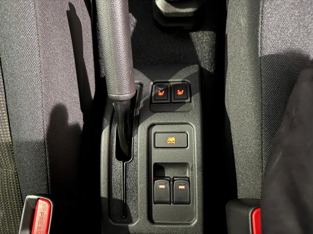 ジムニーノマド ＦＣ　ＤＡＭＤアドバンス　ＣＳＴゼロワンハイパー１６インチＡＷ　ジオランダーＡＴタイヤ　９インチナビ　フルセグ　ＣＤ　ＤＶＤ　ＬＥＤライト　フォグランプ　シートヒーター　セーフティサポート　フロントカメラ（31枚目）