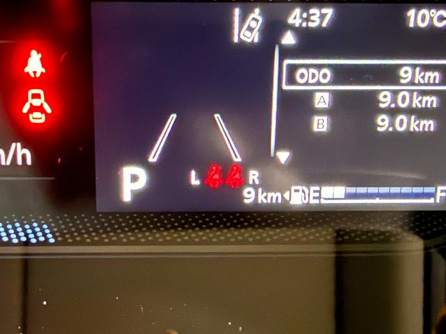 スペーシア ハイブリッドＸ　スマートキー　８インチナビ　フルセグ　ＣＤ　ＤＶＤ　ＬＥＤライト　シートヒーター　両側パワースライド　セーフティサポート　オットマン（14枚目）