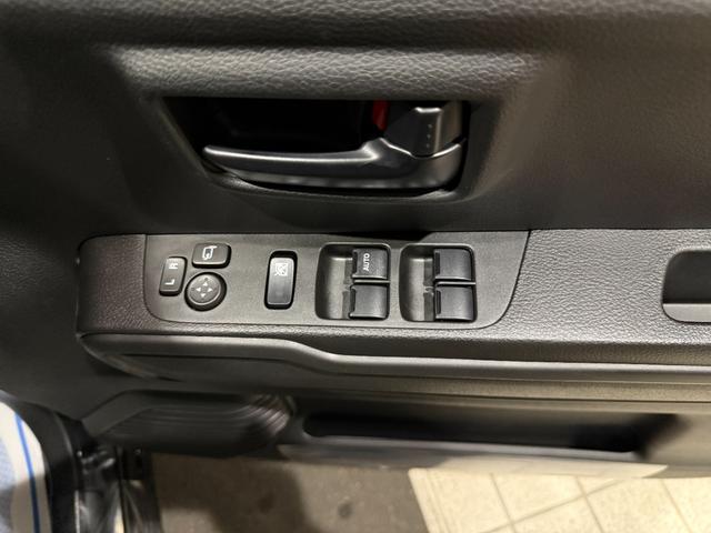 ハスラー ハイブリッドＧ　スマートキー　メモリーナビ　フルセグ　ＣＤ　ＤＶＤ　ＬＥＤライト　シートヒーター　セーフティサポート（8枚目）