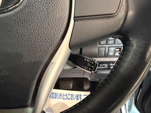 ヴォクシー ハイブリッドＺＳ　スマートキー　１１インチナビ　フルセグ　ＣＤ　ＤＶＤ　バックカメラ　フリップダウンモニター　ＬＥＤライト　フォグランプ　ＥＴＣ　両側パワースライド　シートヒーター　１６インチＡＷ（30枚目）