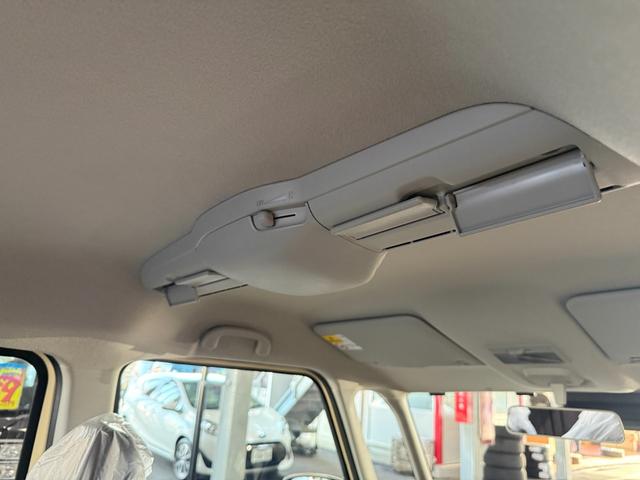 スペーシア ハイブリッドX スマートキー 8インチナビ フルセグ CD DVD LEDライト シートヒーター オットマン 両側パワースライド セーフティサポート(17枚目)