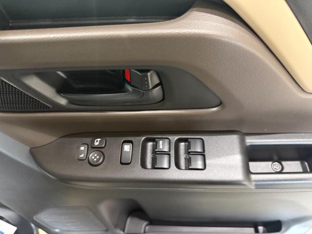 スペーシア ハイブリッドX スマートキー 8インチナビ フルセグ CD DVD LEDライト シートヒーター オットマン 両側パワースライド セーフティサポート(29枚目)