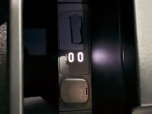 ＣＸ－５ ２５Ｓ　エクスクルーシブモード　スマートキー　Ｄオーディオ　フルセグ　ＢＴ　ＵＳＢ　３６０°ビューモニター　ＬＥＤライト　シートヒーター　ステアリングヒーター　エアシート　パワーシート　パワーゲート　ＥＴＣ　ドラレコ　ワイヤレス充電（3枚目）