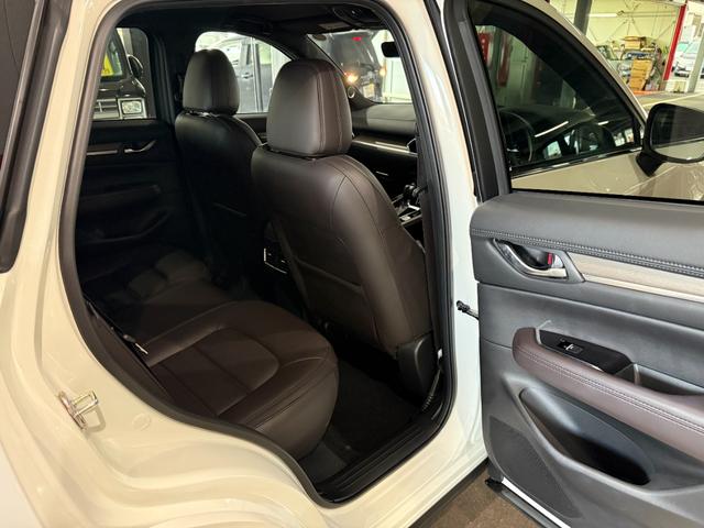 ＣＸ－５ ２５Ｓ　エクスクルーシブモード　スマートキー　Ｄオーディオ　フルセグ　ＢＴ　ＵＳＢ　３６０°ビューモニター　ＬＥＤライト　シートヒーター　ステアリングヒーター　エアシート　パワーシート　パワーゲート　ＥＴＣ　ドラレコ　ワイヤレス充電（28枚目）