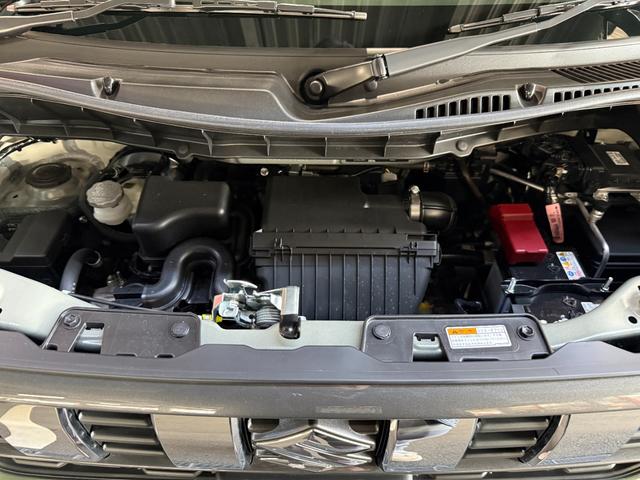 スペーシアギア ハイブリッドＸＺ　スマートキー　８インチナビ　フルセグ　ＣＤ　ＤＶＤ　ＬＥＤライト　フォグランプ　シートヒーター　ステアリングヒーター　オットマン　両側パワースライド　ヘッドアップディスプレイ　ルーフレール（19枚目）