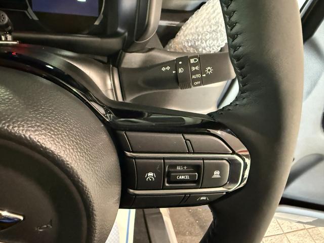 スペーシアギア ハイブリッドXZ スマートキー 8インチナビ フルセグ CD DVD LEDライト フォグランプ オットマン シートヒーター ステアリングヒーター 両側パワースライド ヘッドアップディスプレイ セーフティサポート(3枚目)