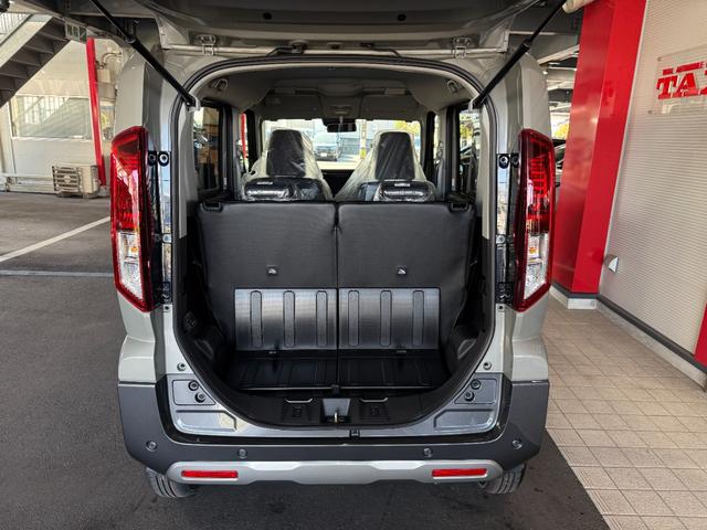 スペーシアギア ハイブリッドXZ スマートキー 8インチナビ フルセグ CD DVD LEDライト フォグランプ オットマン シートヒーター ステアリングヒーター 両側パワースライド ヘッドアップディスプレイ セーフティサポート(15枚目)