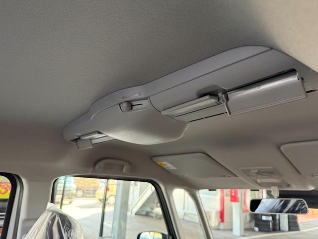 スペーシアギア ハイブリッドXZ スマートキー 8インチナビ フルセグ CD DVD LEDライト フォグランプ オットマン シートヒーター ステアリングヒーター 両側パワースライド ヘッドアップディスプレイ セーフティサポート(23枚目)