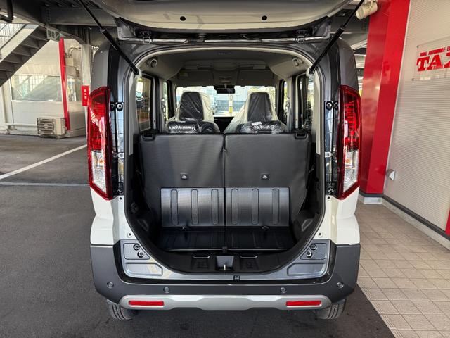 スペーシアギア ハイブリッドXZ スマートキー 8インチナビ フルセグ CD DVD LEDライト フォグランプ シートヒーター ステアリングヒーター オットマン 両側パワースライド ヘッドアップディスプレイ セーフティサポート(21枚目)