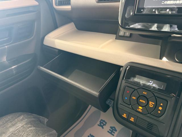 スペーシア ハイブリッドＸ　スマートキー　８インチナビ　フルセグ　ＣＤ　ＤＶＤ　ＬＥＤライト　シートヒーター　両側パワースライド　オットマン　セーフティサポート（29枚目）