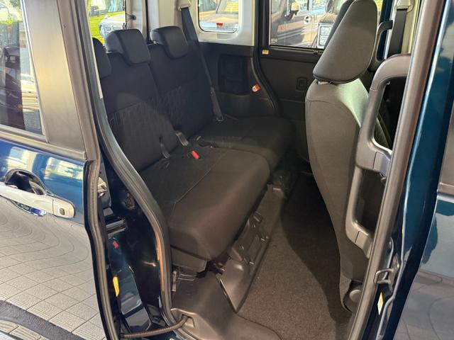 ルーミー カスタムG S ワンオーナー スマートキー メモリーナビ フルセグ CD DVD バックカメラ ETC LEDライト フォグランプ 両側パワースライド 14インチAW(4枚目)