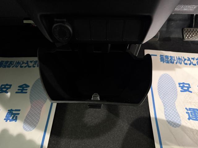 ルーミー カスタムG S ワンオーナー スマートキー メモリーナビ フルセグ CD DVD バックカメラ ETC LEDライト フォグランプ 両側パワースライド 14インチAW(5枚目)