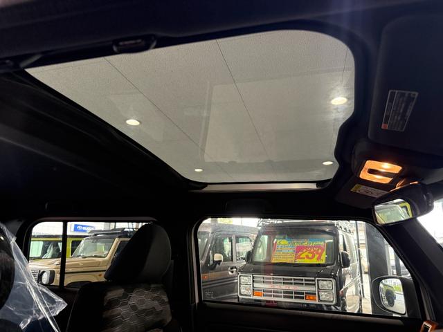 タフト Ｇ　スマートキー　９インチＤオーディオ　フルセグ　ＢＴ　ＵＳＢ　ＨＤＭＩ　バックカメラ　ＬＥＤライト　フォグランプ　シートヒーター　ガラスルーフ　１５インチＡＷ（14枚目）