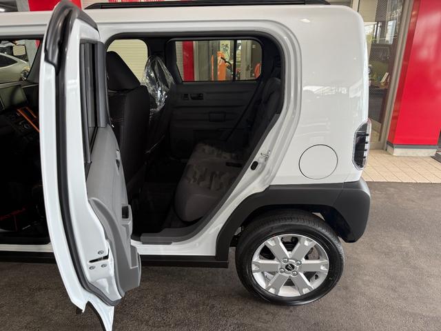 タフト Ｇ　スマートキー　９インチＤオーディオ　フルセグ　ＢＴ　ＵＳＢ　ＨＤＭＩ　バックカメラ　ＬＥＤライト　フォグランプ　シートヒーター　ガラスルーフ　１５インチＡＷ（21枚目）