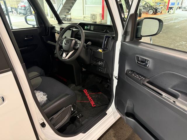 タント カスタムＲＳリミテッド　スマートキー　８インチナビ　フルセグ　ＣＤ　ＤＶＤ　バックカメラ　ＬＥＤライト　フォグランプ　シートヒーター　ＥＴＣ　両側パワースライド　１５インチＡＷ（7枚目）