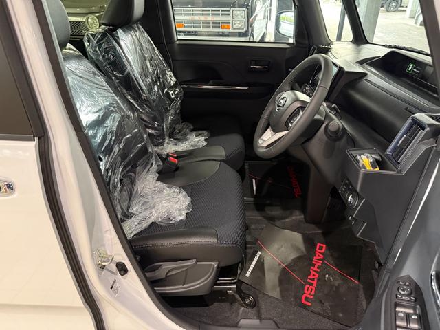 タント カスタムＲＳリミテッド　スマートキー　８インチナビ　フルセグ　ＣＤ　ＤＶＤ　バックカメラ　ＬＥＤライト　フォグランプ　シートヒーター　ＥＴＣ　両側パワースライド　１５インチＡＷ（17枚目）