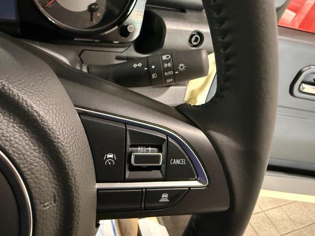 ジムニーシエラ ＪＣ　スマートキー　９インチナビ　フルセグ　ＣＤ　ＤＶＤ　ＬＥＤライト　フォグランプ　シートヒーター　セーフティサポート　１５インチＡＷ（11枚目）