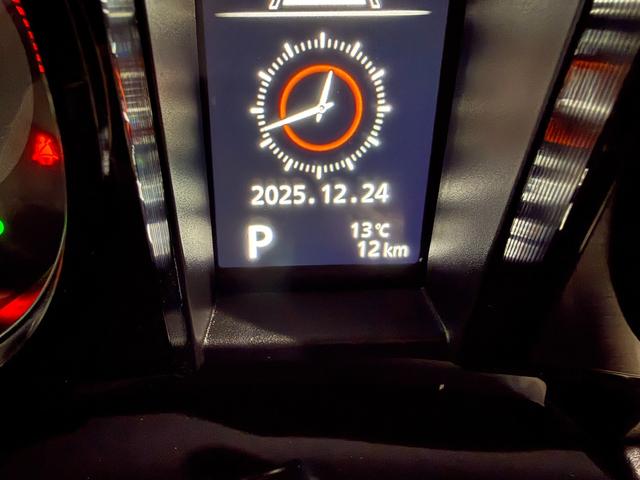 ジムニーシエラ ＪＣ　スマートキー　９インチナビ　フルセグ　ＣＤ　ＤＶＤ　ＬＥＤライト　フォグランプ　シートヒーター　セーフティサポート　１５インチＡＷ（17枚目）