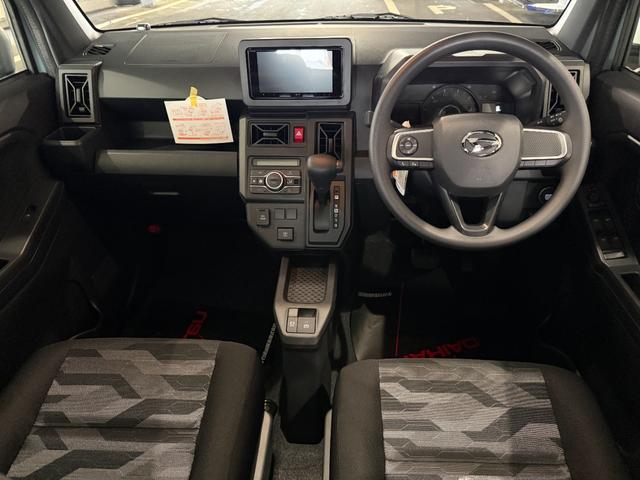 タフト Ｘ　スマートキー　メモリーナビ　フルセグ　ＣＤ　ＤＶＤ　バックカメラ　ＬＥＤライト　ガラスルーフ（23枚目）