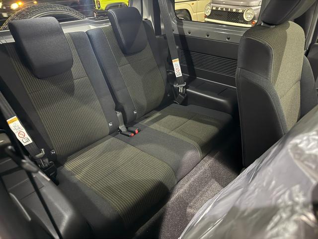 ジムニー ＸＣ　スマートキー　９インチナビ　フルセグ　ＣＤ　ＤＶＤ　ＬＥＤライト　フォグランプ　シートヒーター　セーフティサポート　１６インチＡＷ（5枚目）