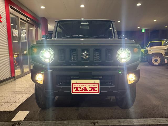 ジムニー ＸＣ　スマートキー　９インチナビ　フルセグ　ＣＤ　ＤＶＤ　ＬＥＤライト　フォグランプ　シートヒーター　セーフティサポート　１６インチＡＷ（8枚目）