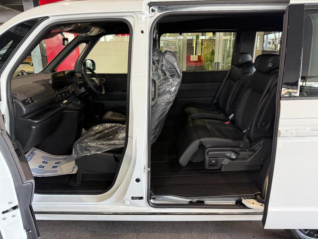 �Ԃɂ���Ă̓X�g�b�N���[�h�ɒu���Ă��邱�Ƃ�����܂��̂ŁA�����X�̑O�Ɏ��O�ɂ��A�����������܂��ƍK���ł��B