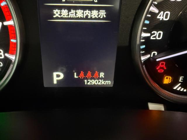 フロンクス ベースグレード　スマートキー　９インチＤオーディオ　ＢＴ　ＵＳＢ　全方位モニター　ＬＥＤライト　シートヒーター　ワイヤレス充電　ハーフレザーシート　セーフティサポート　１６インチＡＷ（16枚目）