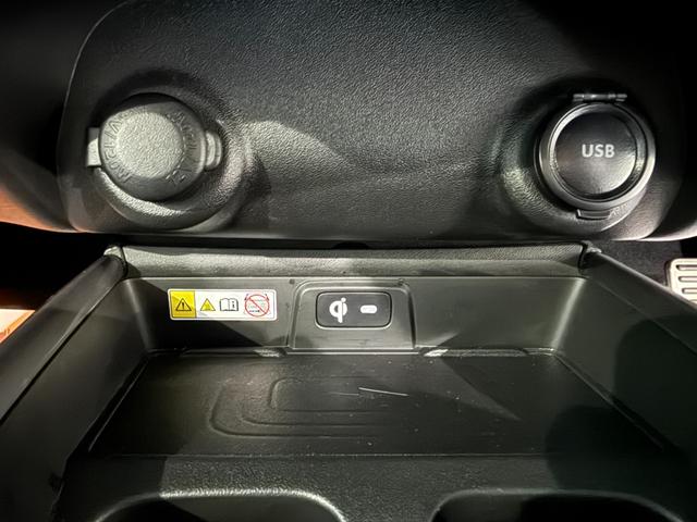 フロンクス ベースグレード　スマートキー　９インチＤオーディオ　ＢＴ　ＵＳＢ　全方位モニター　ＬＥＤライト　シートヒーター　ワイヤレス充電　ハーフレザーシート　セーフティサポート　１６インチＡＷ（26枚目）