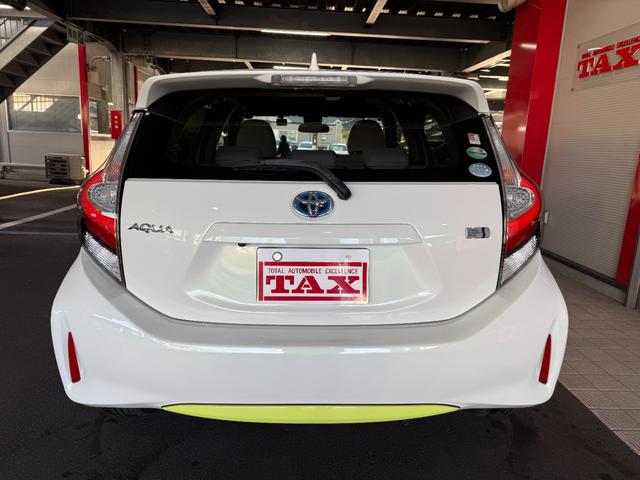 アクア Ｇソフトレザーセレクション　スマートキー　メモリーナビ　ワンセグ　ＣＤ　ＢＴ　バックカメラ　ＥＴＣ　ドラレコ　レザーシート　フォグランプ　１５インチＡＷ（11枚目）