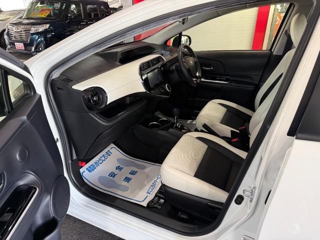 アクア Ｇソフトレザーセレクション　スマートキー　メモリーナビ　ワンセグ　ＣＤ　ＢＴ　バックカメラ　ＥＴＣ　ドラレコ　レザーシート　フォグランプ　１５インチＡＷ（20枚目）