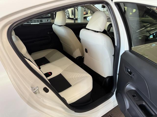 アクア Ｇソフトレザーセレクション　スマートキー　メモリーナビ　ワンセグ　ＣＤ　ＢＴ　バックカメラ　ＥＴＣ　ドラレコ　レザーシート　フォグランプ　１５インチＡＷ（27枚目）