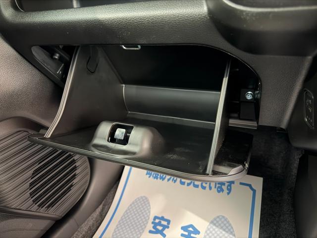 ハスラー ハイブリッドＧ　スマートキー　メモリーナビ　フルセグ　ＣＤ　ＤＶＤ　ＬＥＤライト　シートヒーター　セーフティサポート（14枚目）