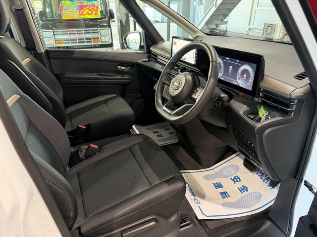 セレナ ｅ－パワー　ハイウェイスターＶ　１２．３インチ日産コネクトナビ　フルセグ　アラウンドビューモニター　インテリジェントミラー　プロパイロット　両側パワースライド　ドラレコ前後　ＬＥＤライト　ＥＴＣ２．０　スマートキー　１６インチＡＷ（9枚目）