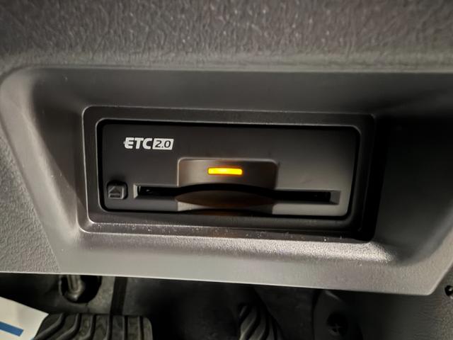 セレナ ｅ－パワー　ハイウェイスターＶ　１２．３インチ日産コネクトナビ　フルセグ　アラウンドビューモニター　インテリジェントミラー　プロパイロット　両側パワースライド　ドラレコ前後　ＬＥＤライト　ＥＴＣ２．０　スマートキー　１６インチＡＷ（11枚目）