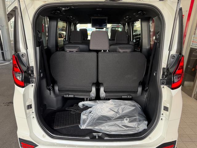 ノア S-G 10.5インチディスプレイオーディオ 14型フリップダウン フルセグ CDDVD HDMI ETC2.0 バックカメラ 両側パワースライド LEDライト LEDフォグ スマートキー 16インチAW(27枚目)